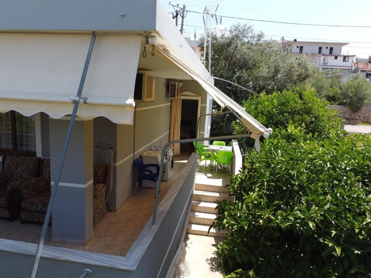 Dema Guesthouse Εξαμίλιο Εξωτερικό φωτογραφία