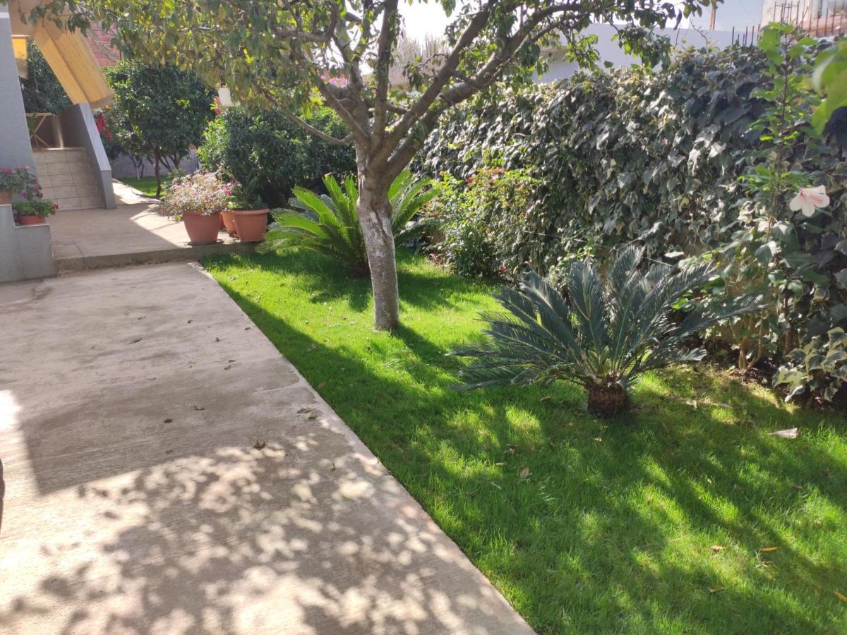 Dema Guesthouse Εξαμίλιο Εξωτερικό φωτογραφία