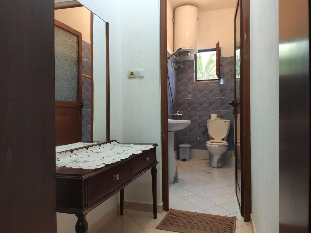 Dema Guesthouse Εξαμίλιο Εξωτερικό φωτογραφία