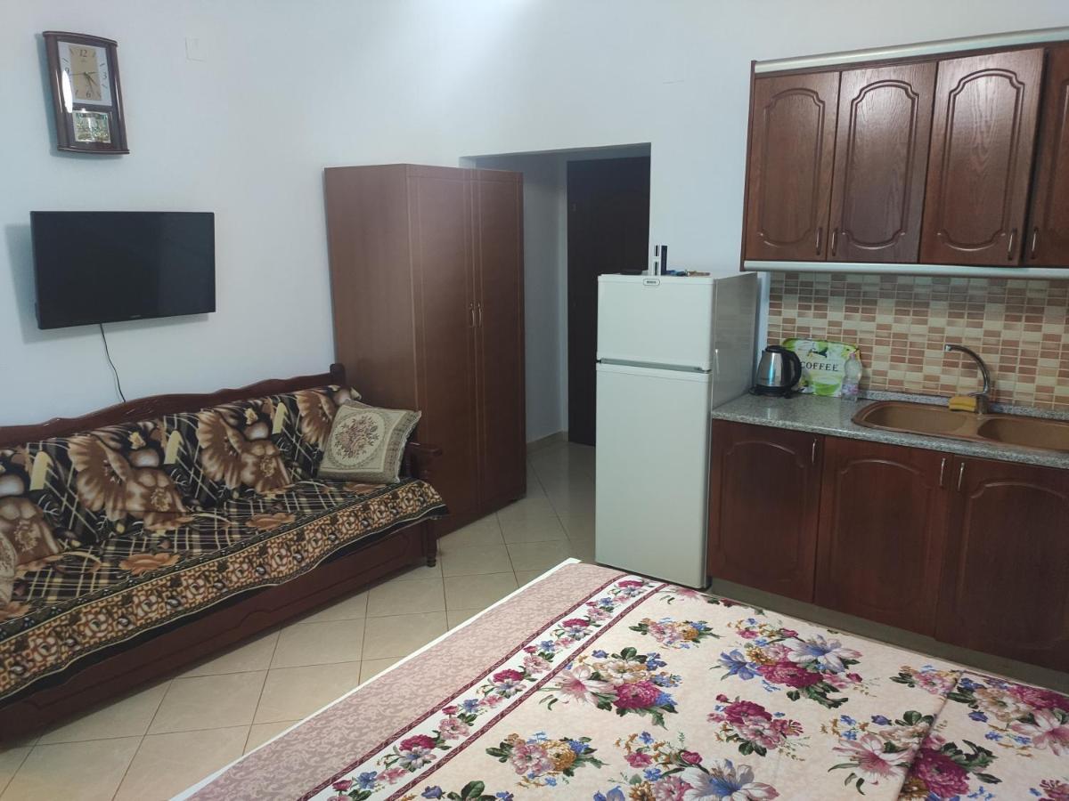 Dema Guesthouse Εξαμίλιο Εξωτερικό φωτογραφία